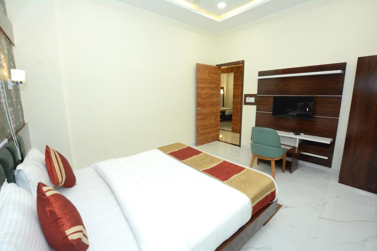Hotel Villa Inn Ананд Екстер'єр фото