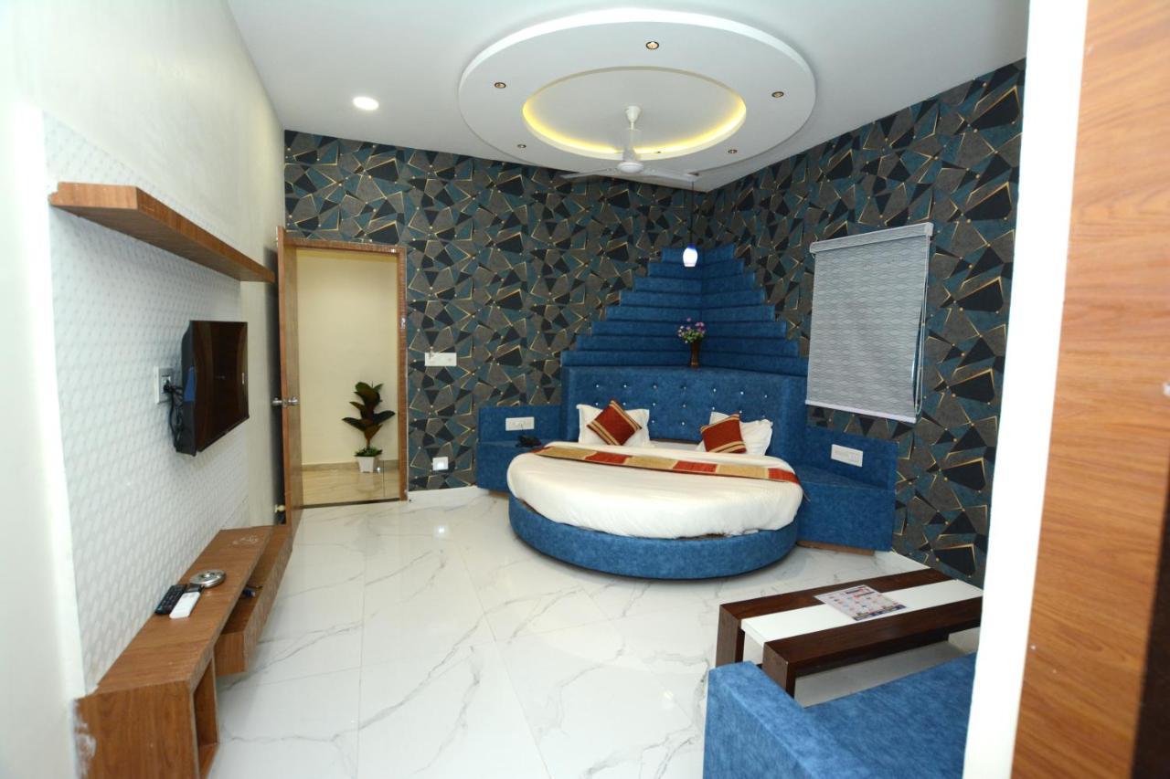 Hotel Villa Inn Ананд Екстер'єр фото