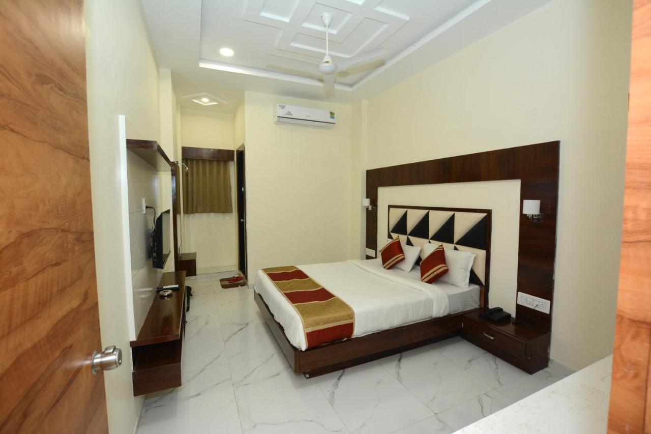 Hotel Villa Inn Ананд Екстер'єр фото